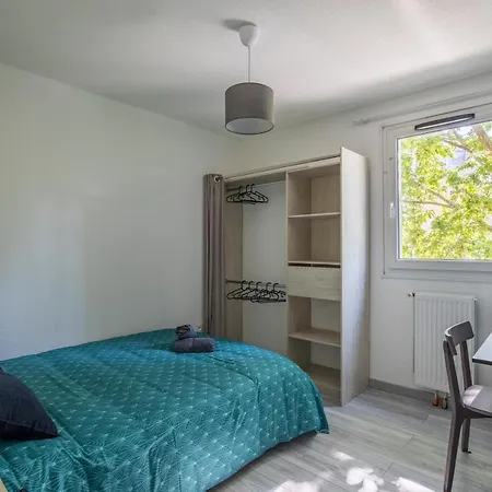 T4 Climatise Au Pied Des Rempart Avec Parking Apartment Avignon Exterior photo