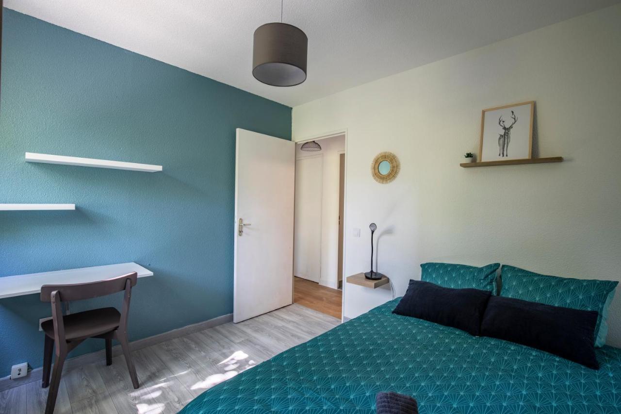 T4 Au Pied Des Remparts - Parking Gratuit * Avignon
